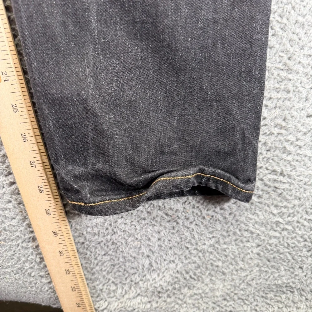 Levis before purchasing